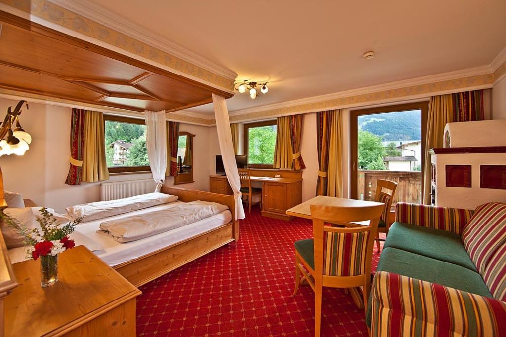Landhotel Denggerhof Mayrhofen Exterior photo