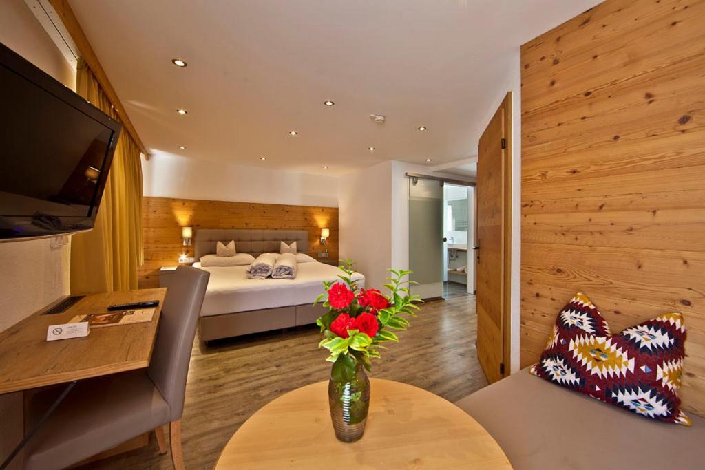 Landhotel Denggerhof Mayrhofen Exterior photo