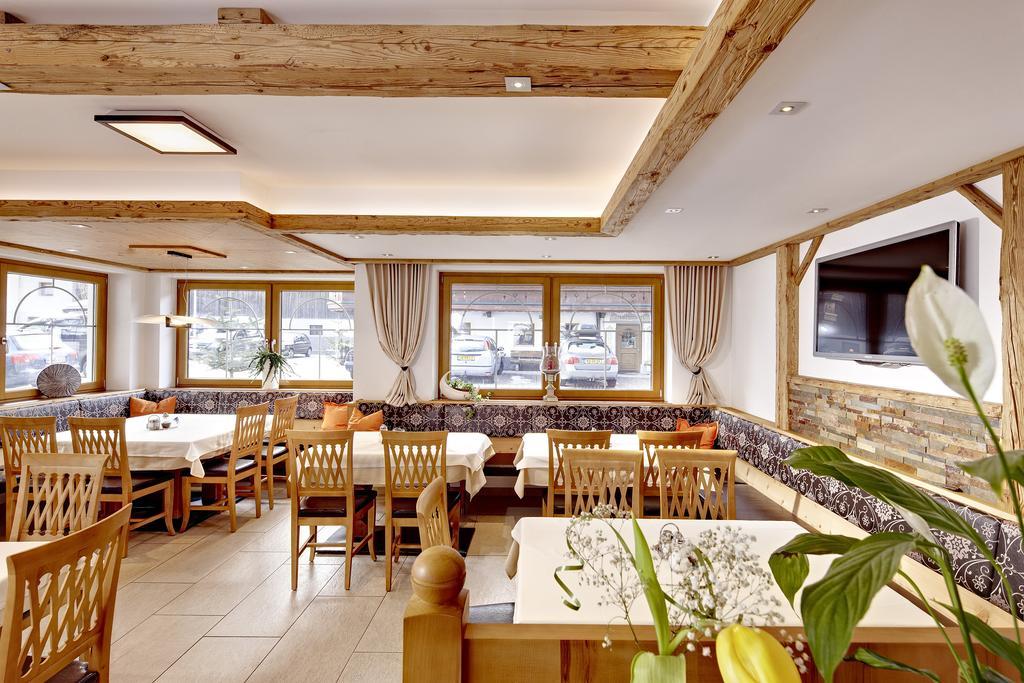Landhotel Denggerhof Mayrhofen Exterior photo
